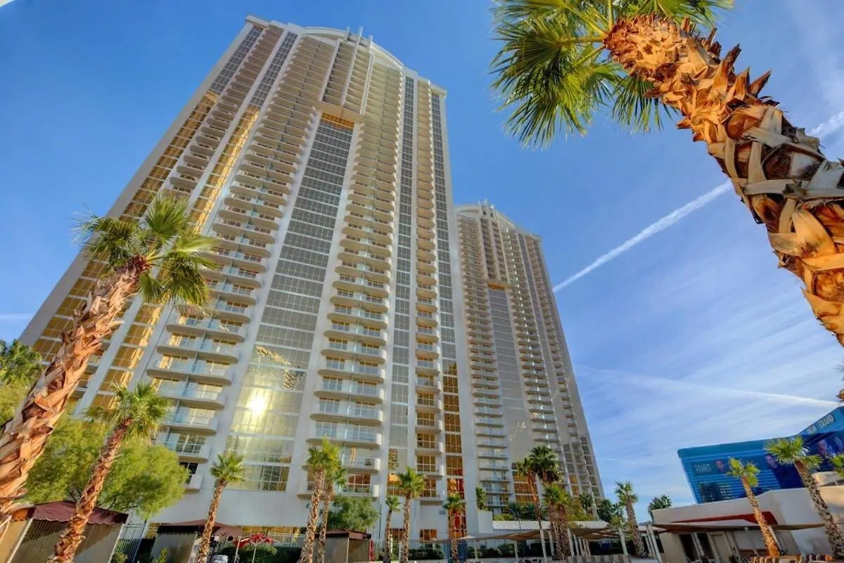 Signature 2Br3Ba Balcony Combo Units 31-702 And 04 Las Vegas 0*,  United States
