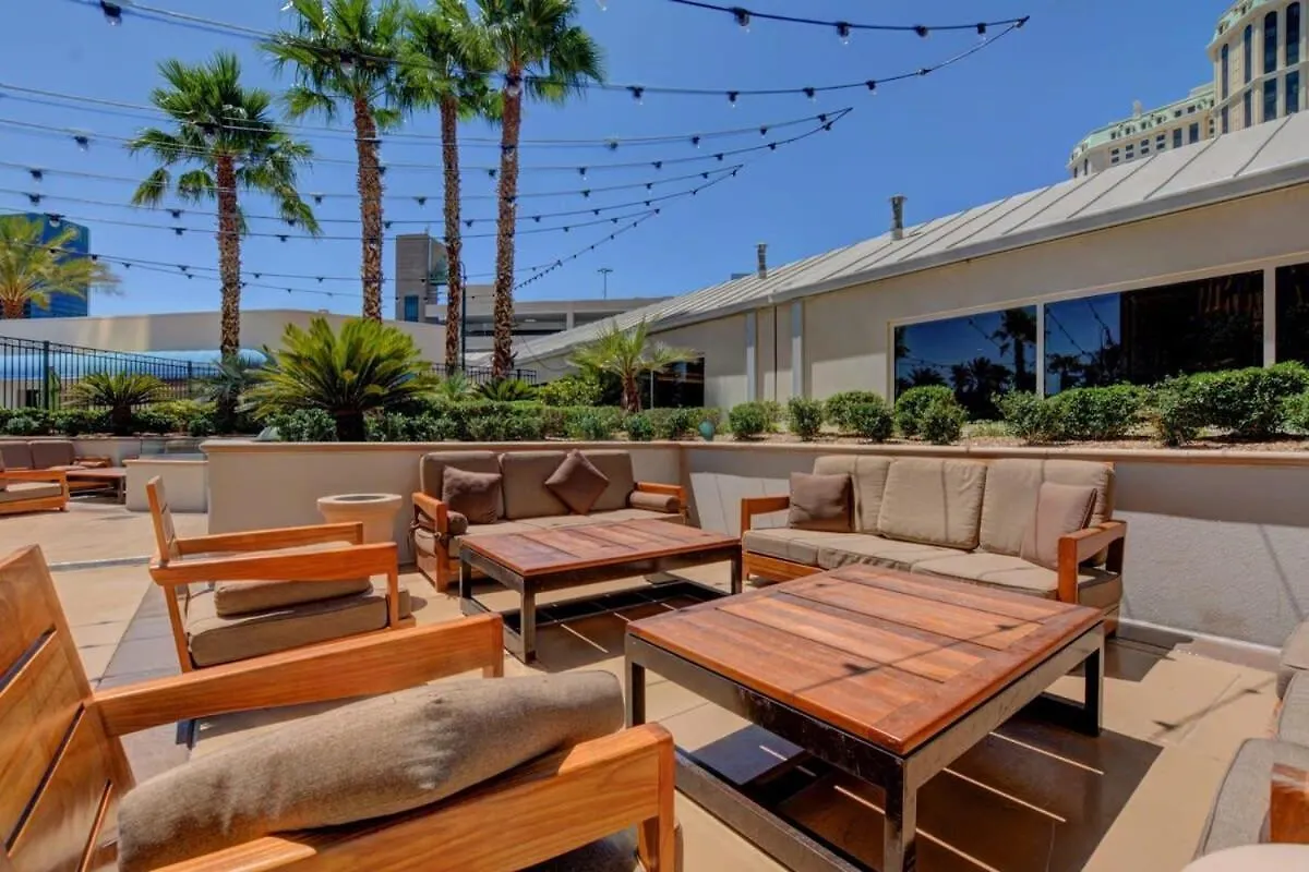 Signature 2Br3Ba Balcony Combo Units 31-702 And 04 Las Vegas United States
