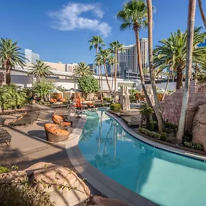 4* Semesteranläggning (resort) Mgm Grand