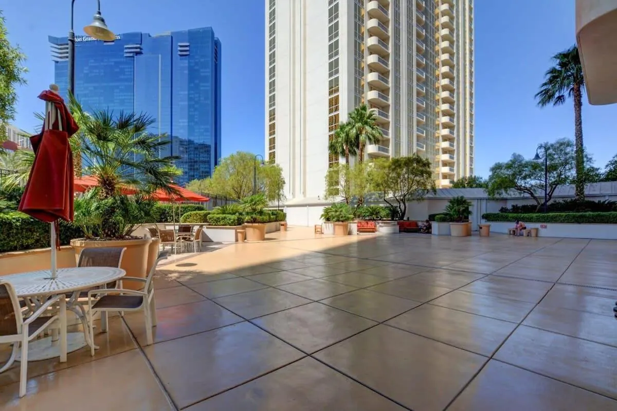 Signature 2Br3Ba Balcony Combo Units 31-702 And 04 Las Vegas 0*,